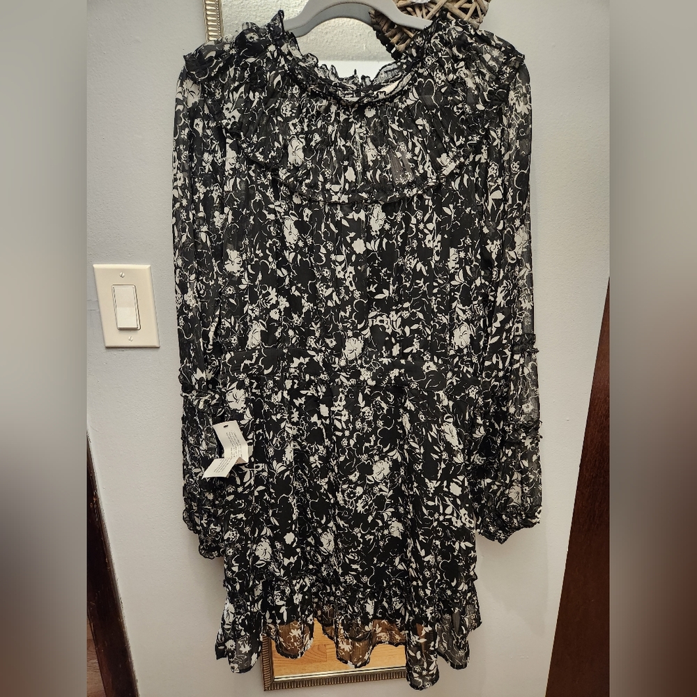 Dress with ruffles